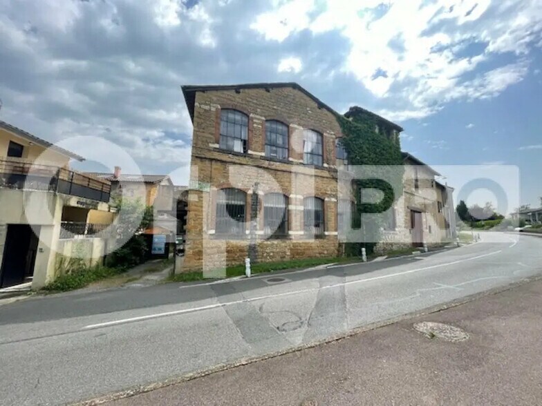 Flex in Gleizé for sale - Building Photo - Image 2 of 8