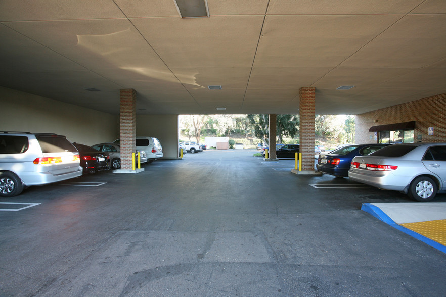 1625 E Main St, El Cajon, CA for lease - Building Photo - Image 2 of 6