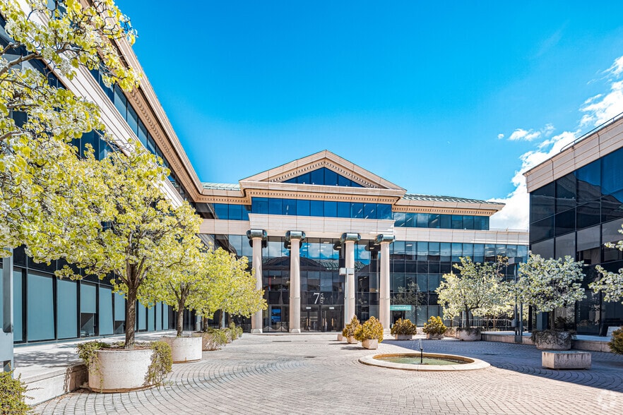 Vía Dos Castillas, 33, Pozuelo de Alarcón, Madrid for lease - Primary Photo - Image 1 of 1