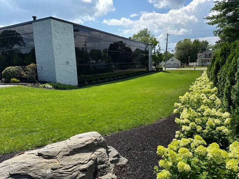 1 Branch St, Methuen, MA for lease - Building Photo - Image 2 of 11