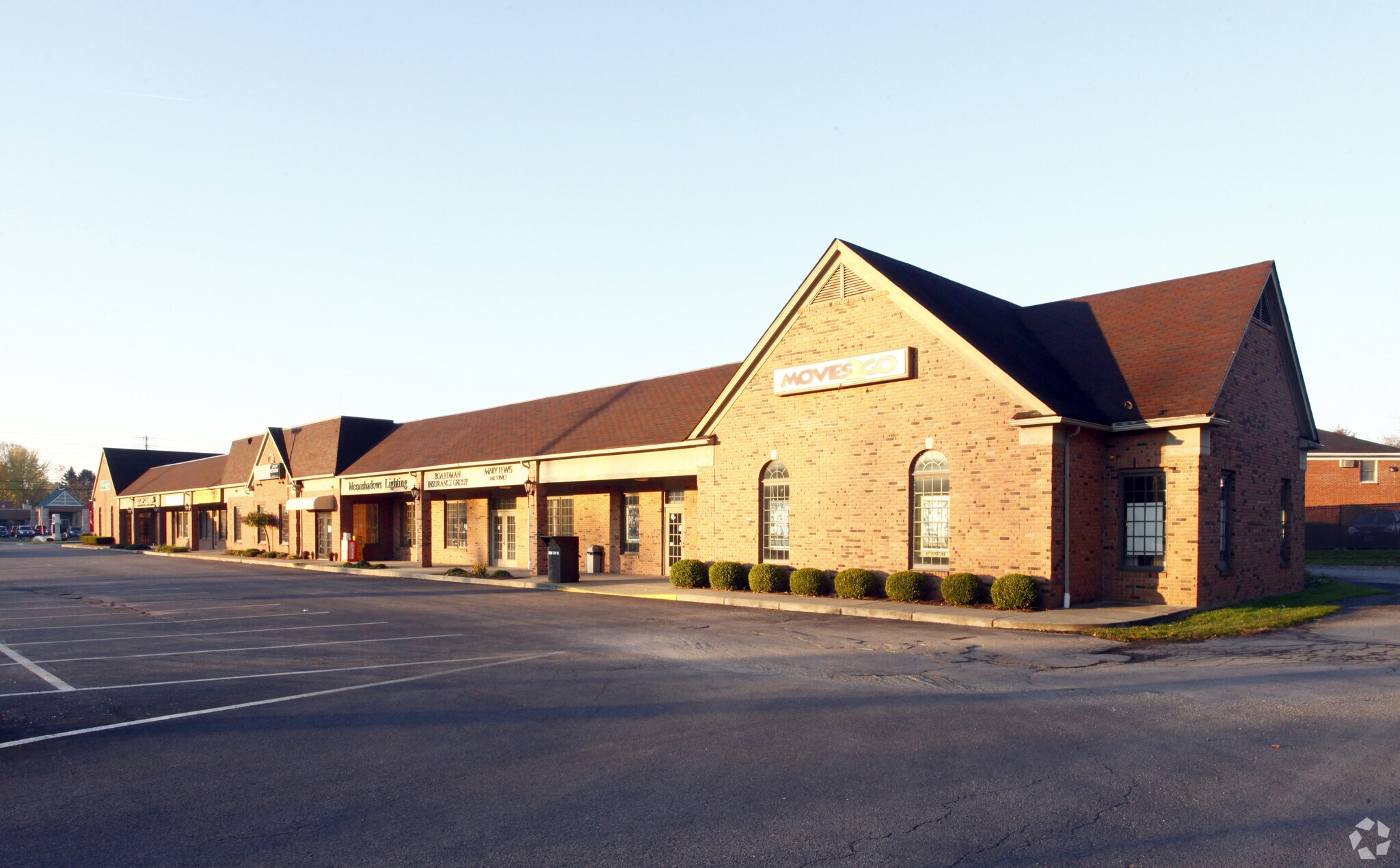 8600 Glenwood Ave, Youngstown, OH 44512