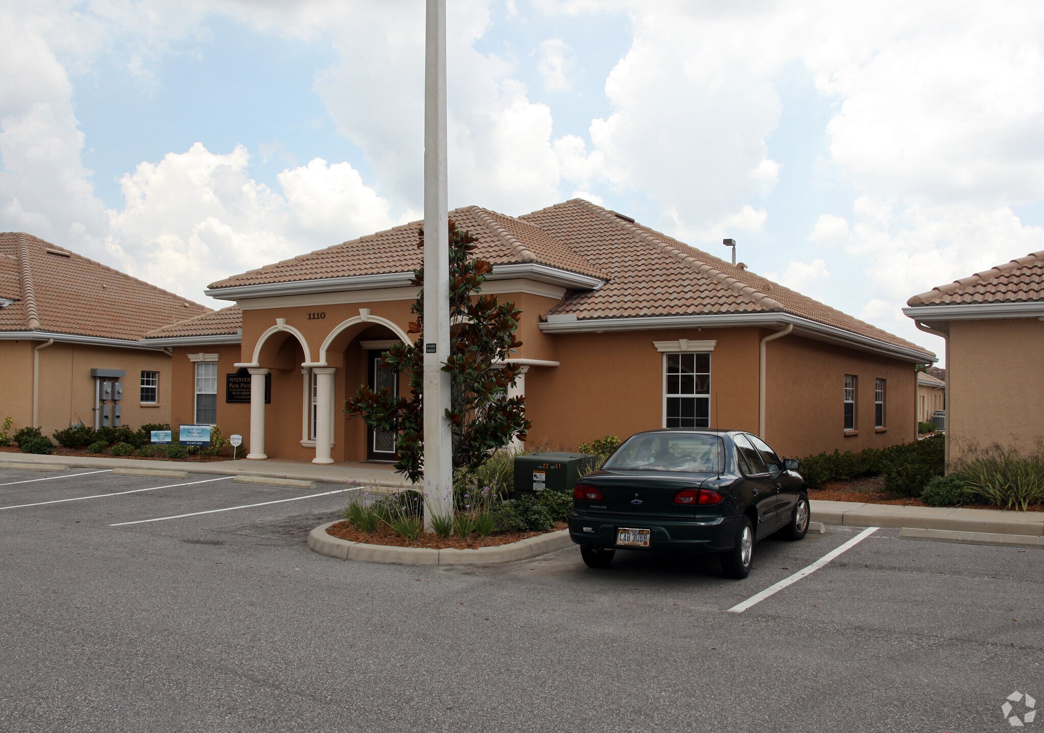 1110-1112 Nikki View Dr, Brandon, FL for sale Building Photo- Image 1 of 1