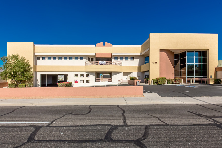 1225 Hancock Rd, Bullhead City, AZ for lease - Building Photo - Image 1 of 20