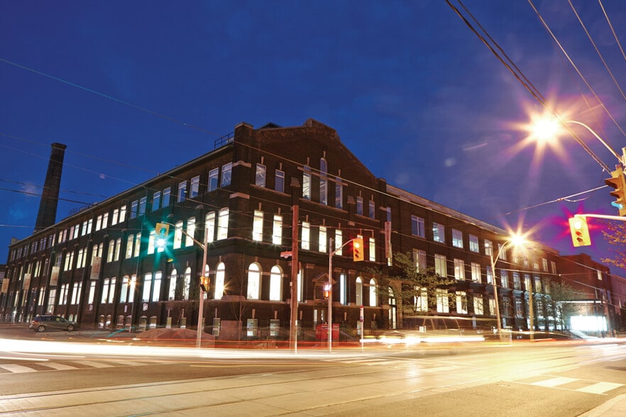 219 Dufferin St, Toronto, ON for lease - Building Photo - Image 1 of 38