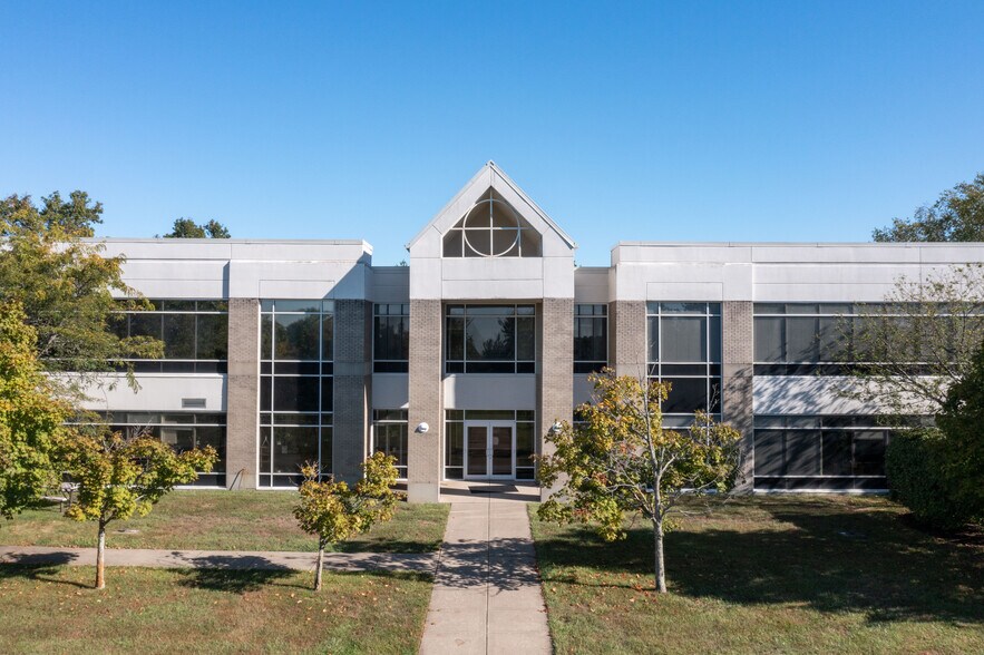 1525 Bull Lea Rd, Lexington, KY for lease - Building Photo - Image 1 of 16