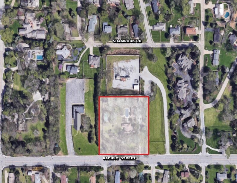 9402 Pacific St, Omaha, NE 68114