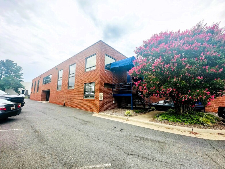 7942 Cluny Ct, Springfield, VA for lease - Building Photo - Image 2 of 10