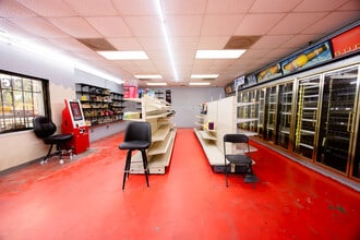 910 Prospect St, High Point, NC for lease Interior Photo- Image 2 of 30