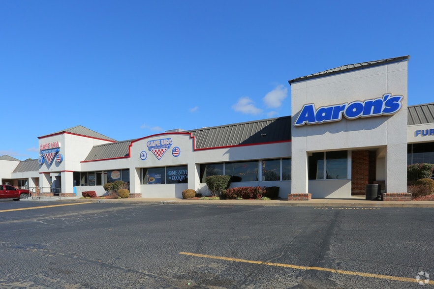 713-745 S Mission St, Sapulpa, OK for lease - Primary Photo - Image 1 of 13