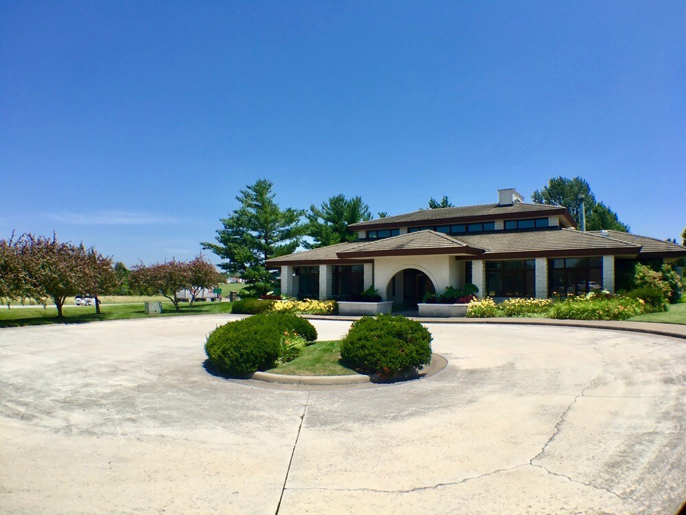 5000 S Highland Springs Blvd, Springfield, MO 65809