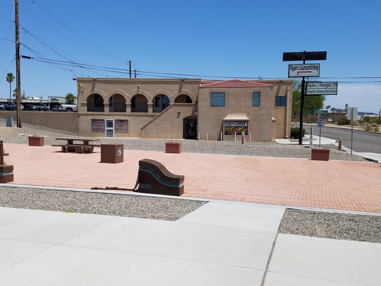 2035 Swanson Ave, Lake Havasu City, AZ for lease - Building Photo - Image 2 of 10