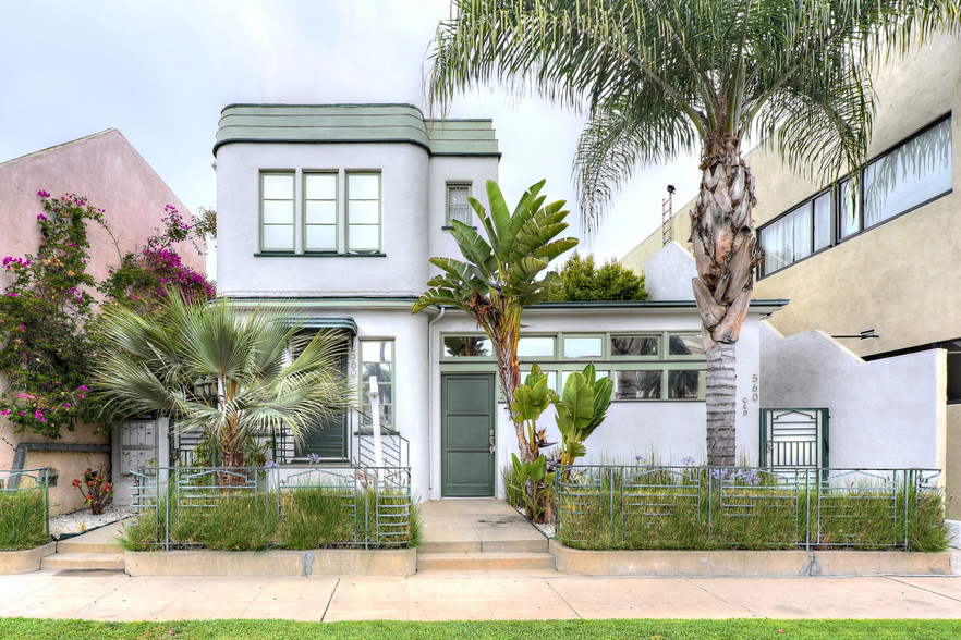 560-562 S San Vicente Blvd, Los Angeles, CA for sale - Primary Photo - Image 1 of 1