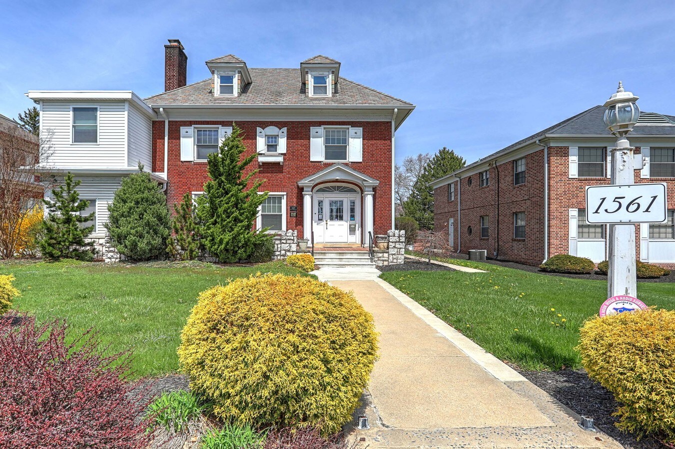 1561 E Market St, York, PA 17403