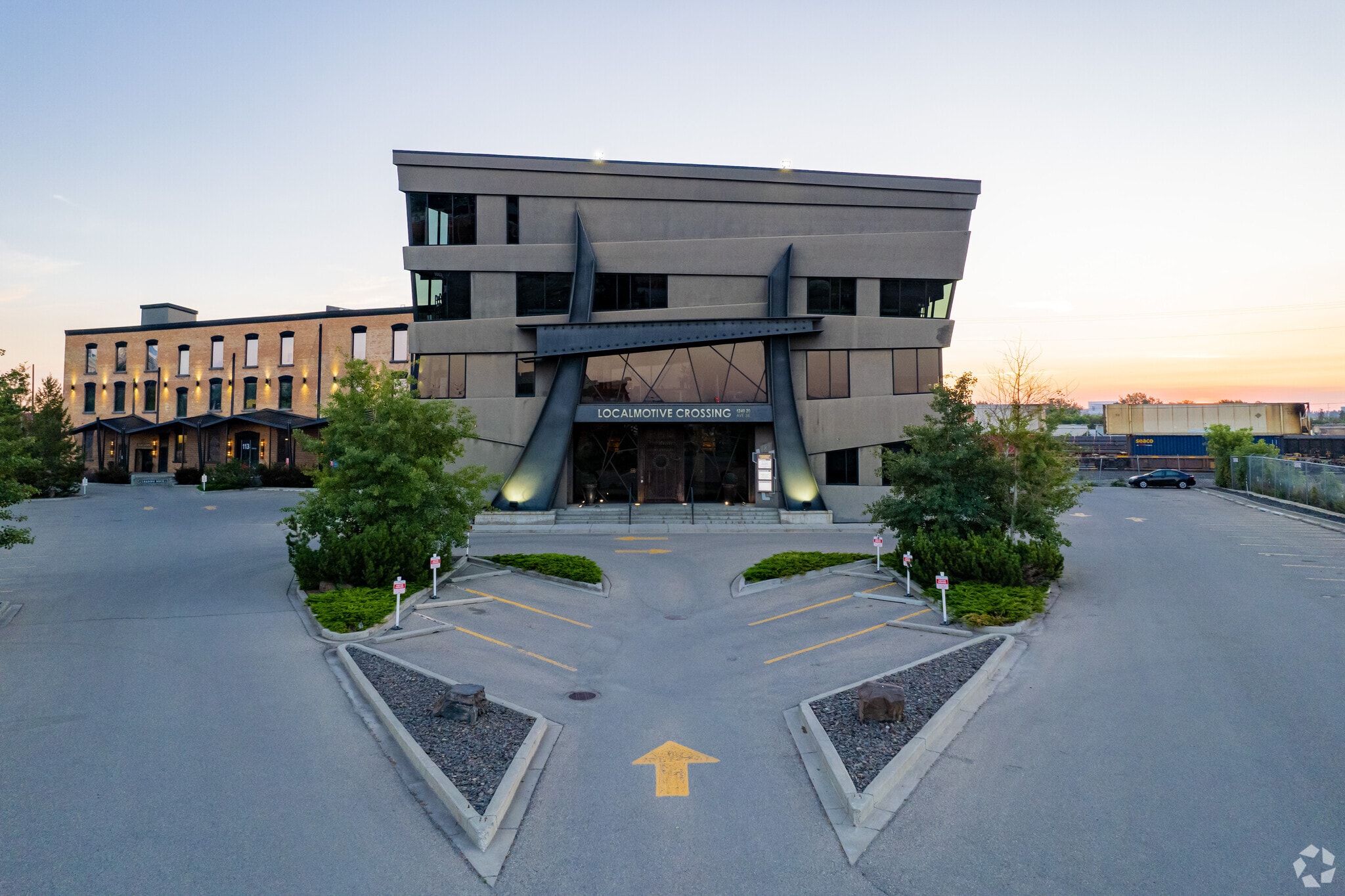 1240 20th Ave SE, Calgary, AB for sale Primary Photo- Image 1 of 1