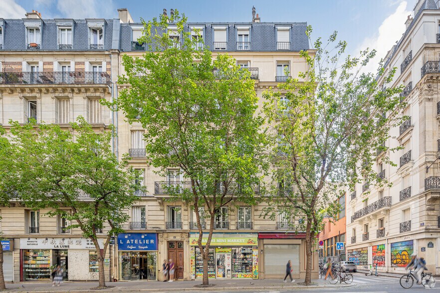Retail in Paris for lease - Building Photo - Image 2 of 2