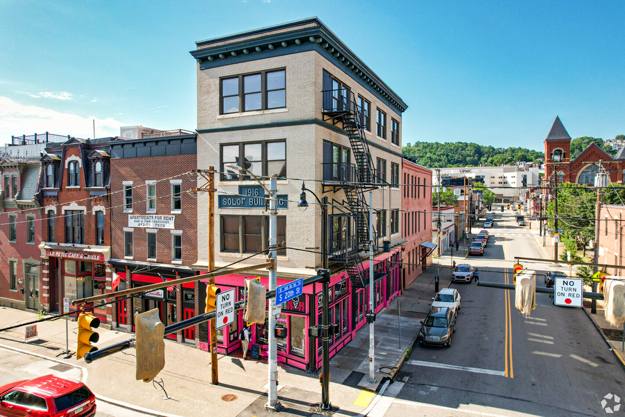 2000 E Carson St, Pittsburgh, PA for lease - Building Photo - Image 1 of 11