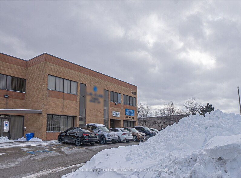 1804 Alstep Dr, Mississauga, ON for lease - Building Photo - Image 2 of 16