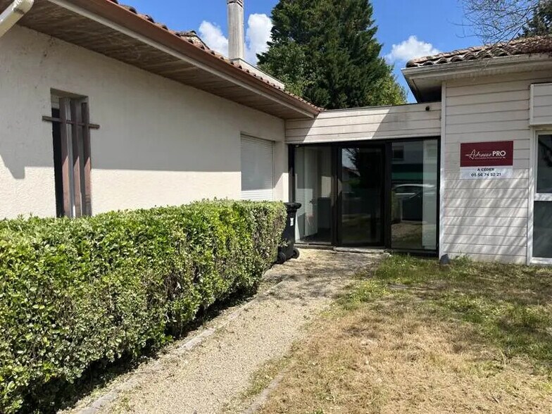 Office in Cenon for sale - Building Photo - Image 2 of 6