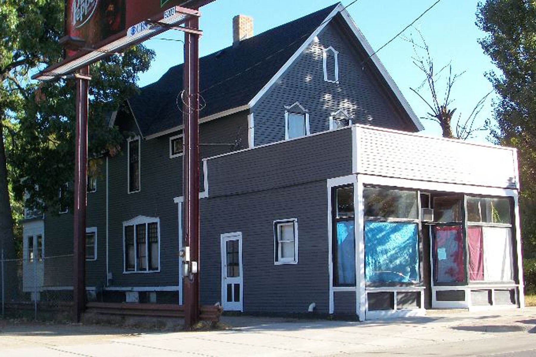 713 Wealthy St SE, Grand Rapids, MI for sale Building Photo- Image 1 of 1