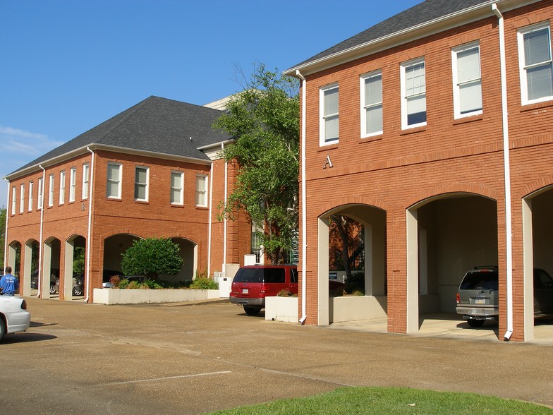 3900 Lakeland Dr, Flowood, MS for lease - Building Photo - Image 2 of 5