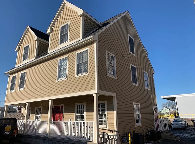 41R State St, Bristol, RI for lease - Primary Photo - Image 1 of 1