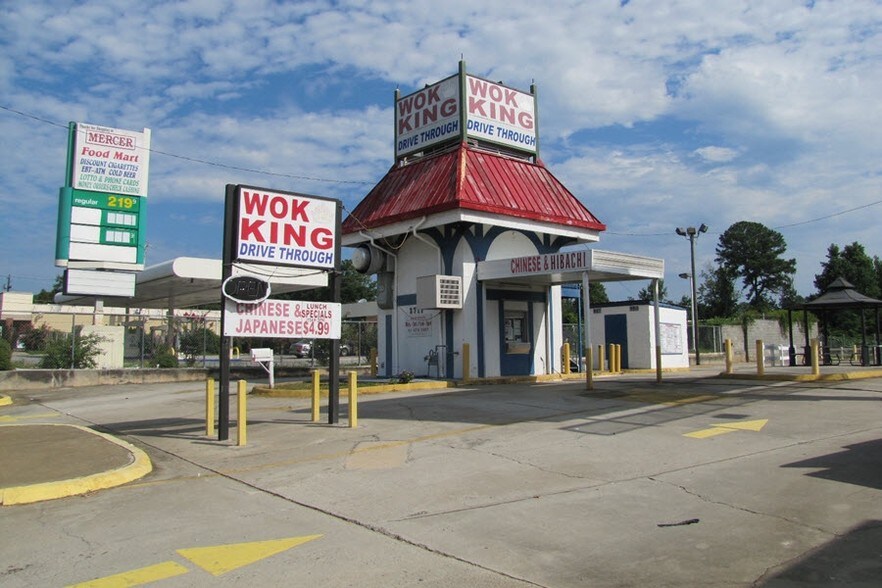 3717 Mercer University Dr, Macon, GA for sale - Building Photo - Image 1 of 1