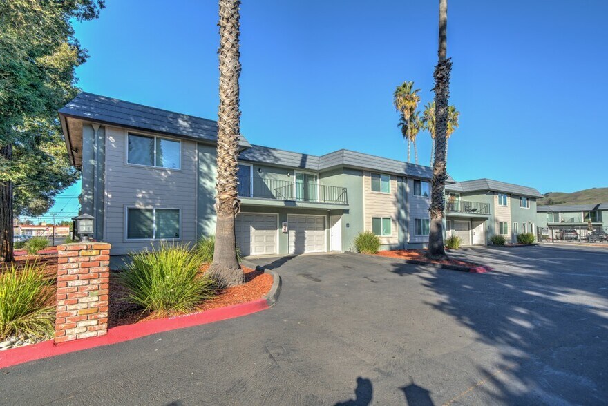 28222 Lustig Ct, Hayward, CA for sale - Building Photo - Image 1 of 26