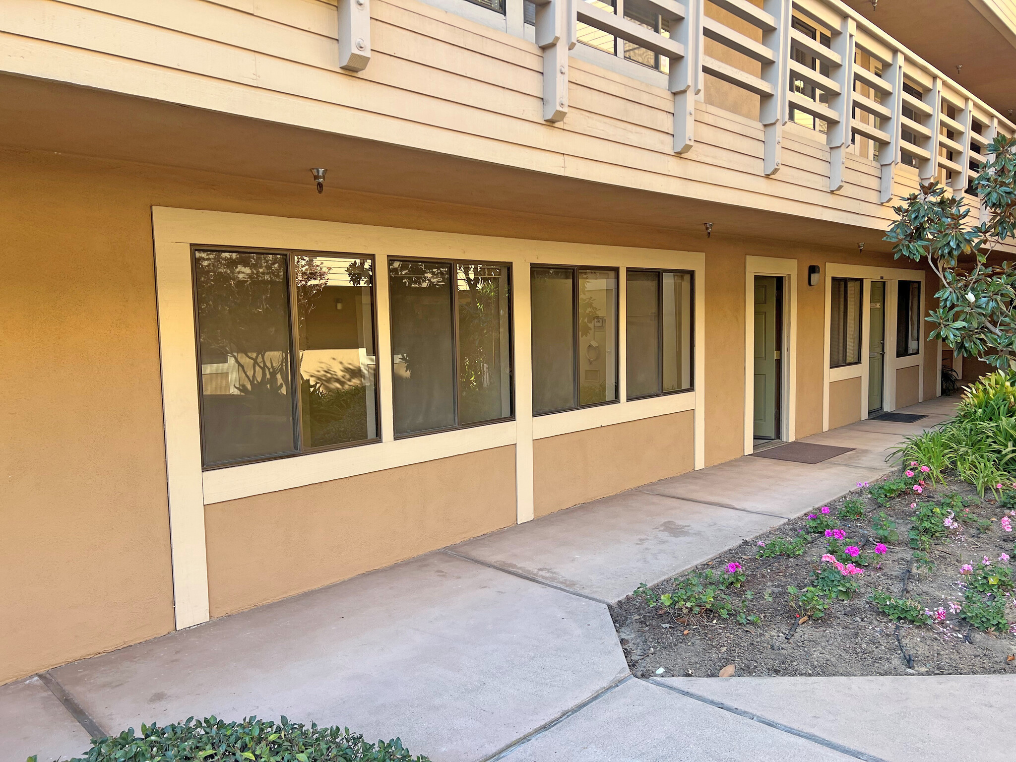 5951 Encina Rd, Goleta, CA for lease Building Photo- Image 1 of 6