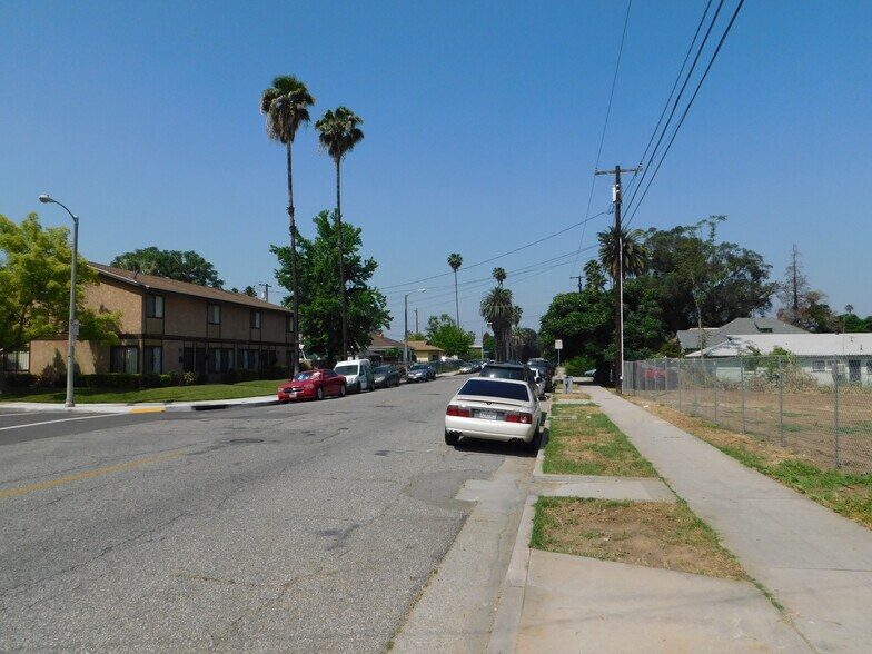 19551959 W Linden St, Riverside, CA 92507