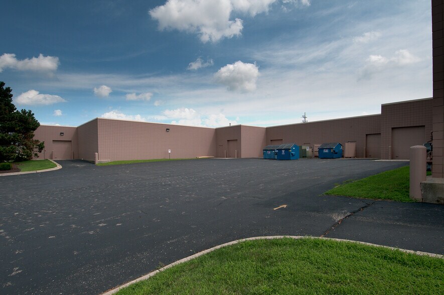 4695 44th St SE, Grand Rapids, MI for sale - Building Photo - Image 1 of 1