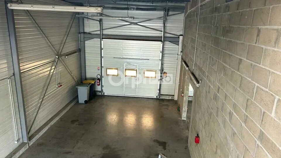 Flex in Serres-Castet for lease - Interior Photo - Image 2 of 8