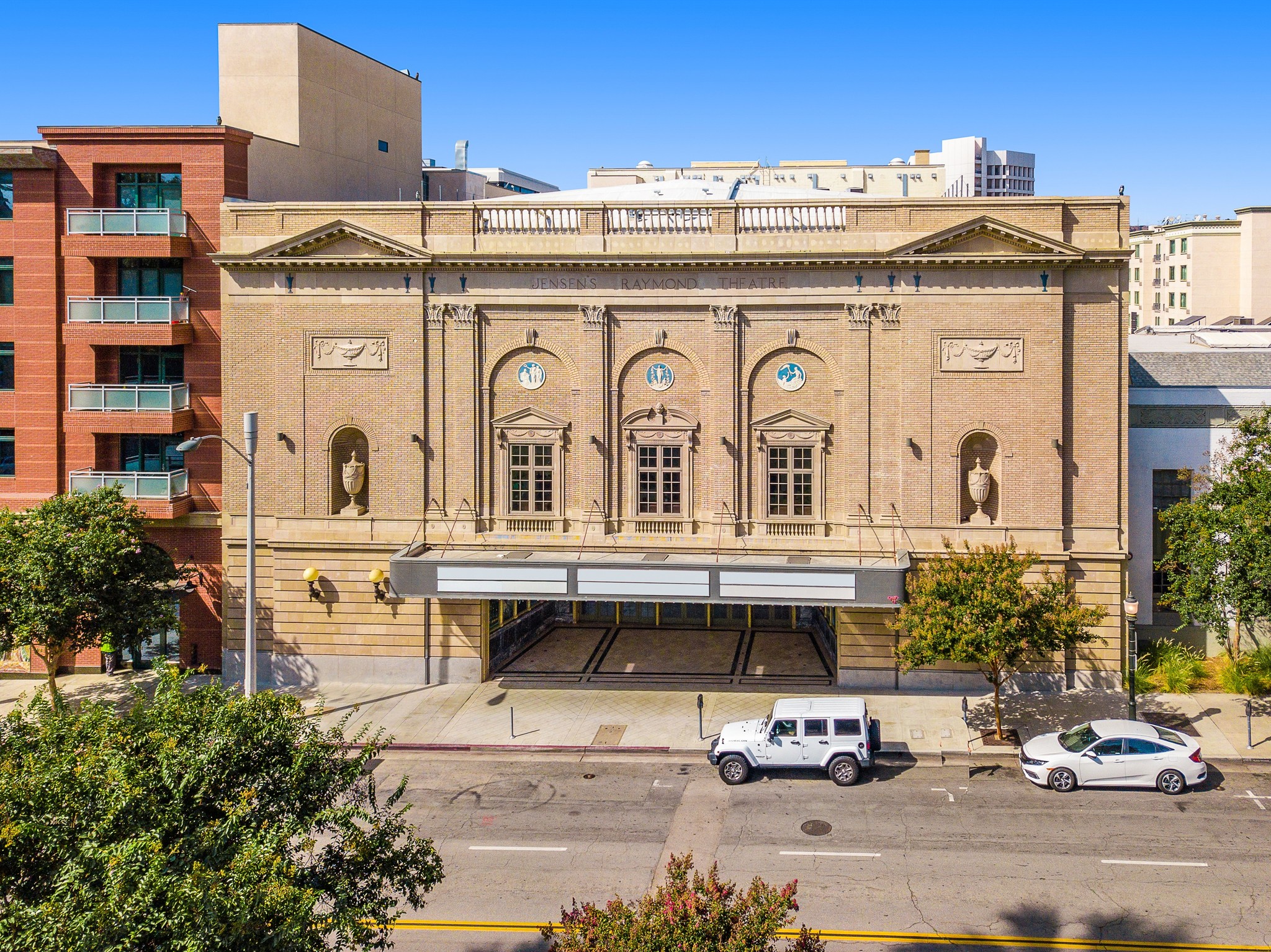 125-129 N Raymond Ave, Pasadena, CA for lease Primary Photo- Image 1 of 14