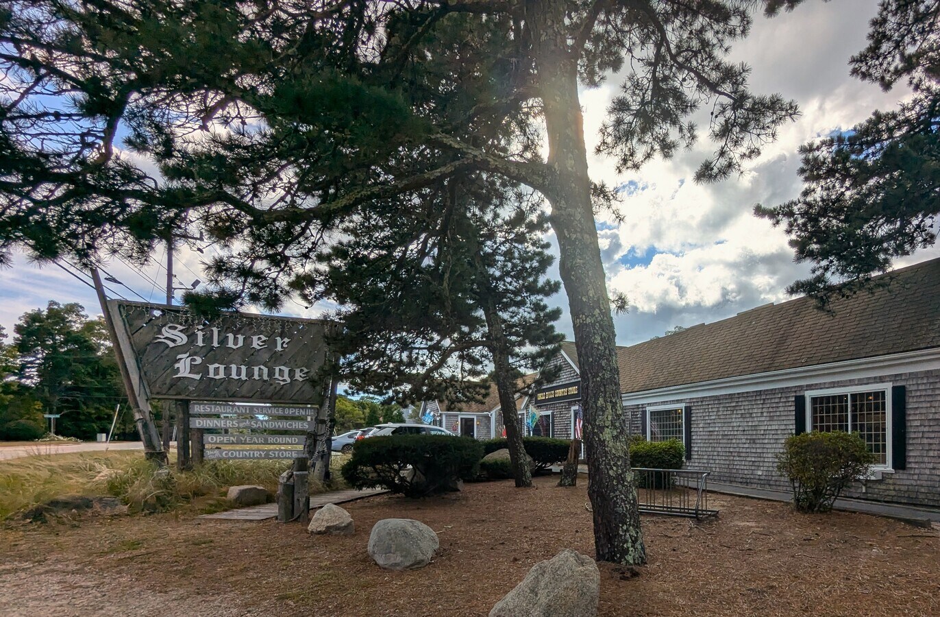 412 N Falmouth hwy Hwy, North Falmouth, MA 02556 Silver Lounge