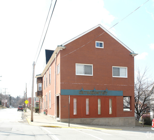 494 Center Ave, Verona, PA for lease - Building Photo - Image 2 of 2