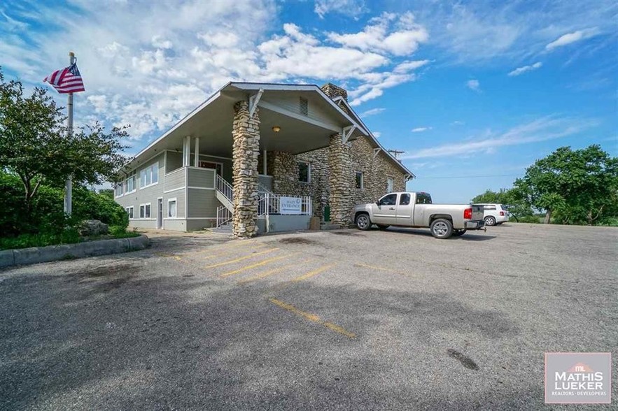 1301 W 8th St, Junction City, KS for sale - Building Photo - Image 1 of 6