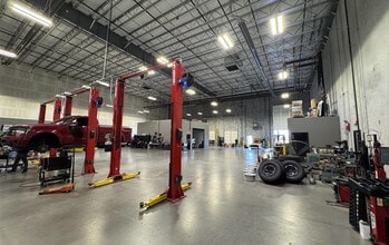 411 N Goad Springs Rd, Lowell, AR for lease Building Photo- Image 2 of 8