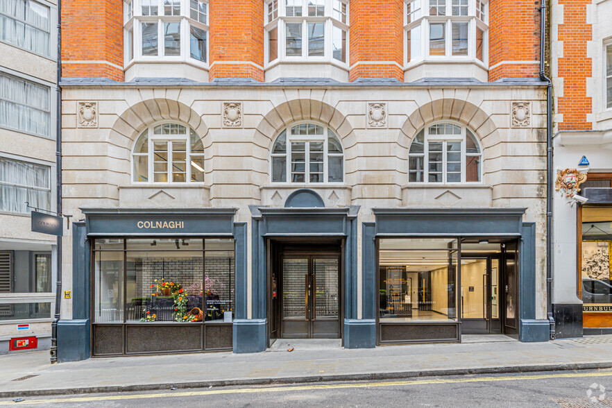 25-26 Bury St, London for lease - Building Photo - Image 3 of 4