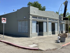 6036-6040 Telegraph Ave, Oakland, CA for lease Building Photo- Image 2 of 33