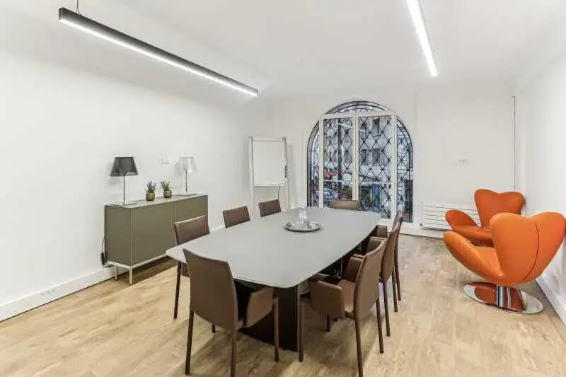 22-24 Rue De Courcelles, Paris for lease Interior Photo- Image 1 of 9