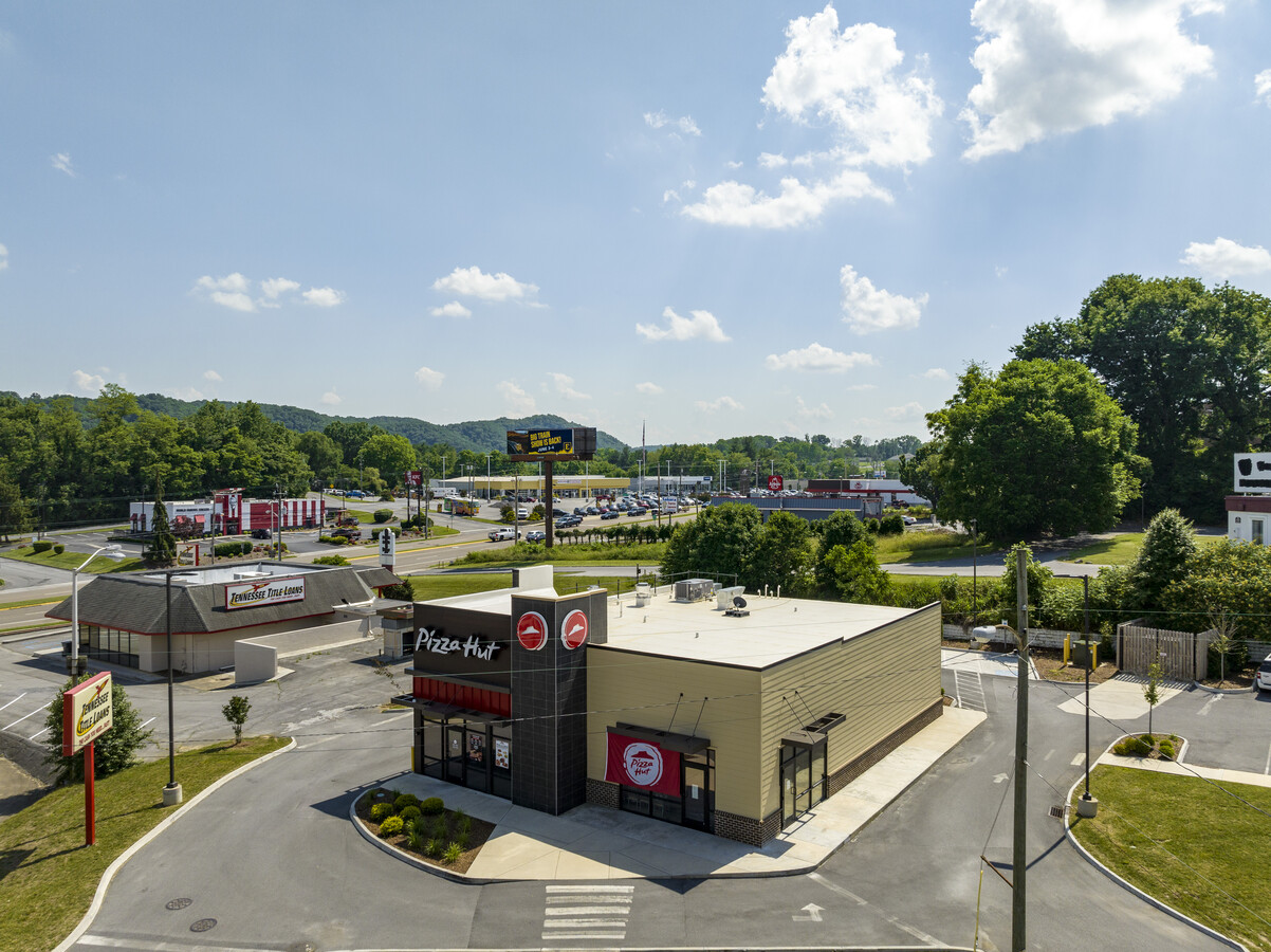 170 Gate City Hwy, Bristol, VA 24201 - Pizza Hut Vanilla Box | LoopNet