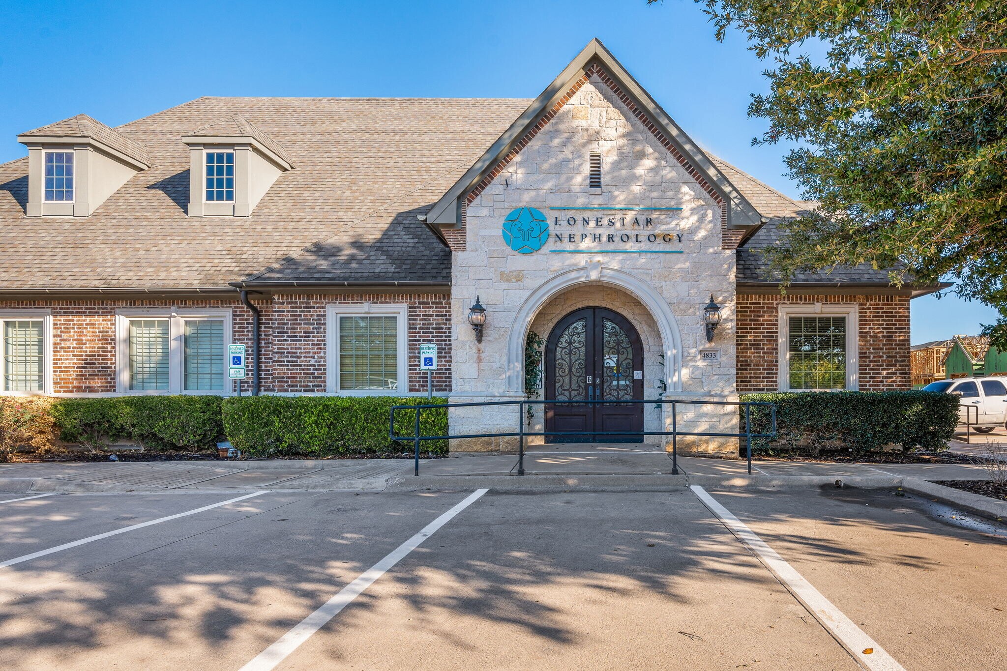 4833 Medical Center Dr, McKinney, TX for sale Primary Photo- Image 1 of 1