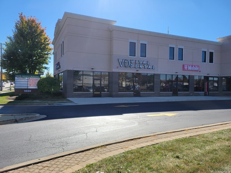 1590 N Rand Rd, Palatine, IL for lease - Building Photo - Image 1 of 8