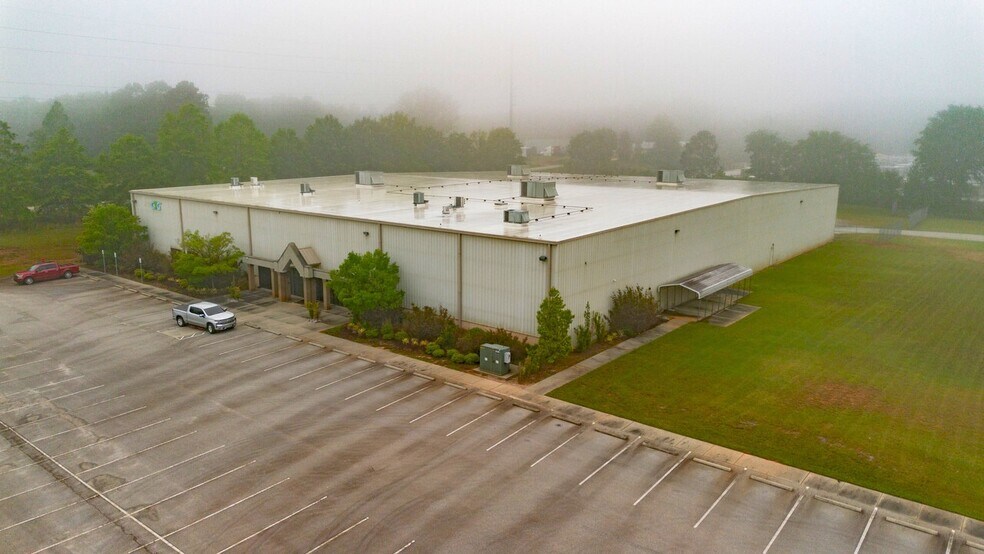 93 Commerce Blvd, Ridgeway, SC for sale - Building Photo - Image 1 of 1