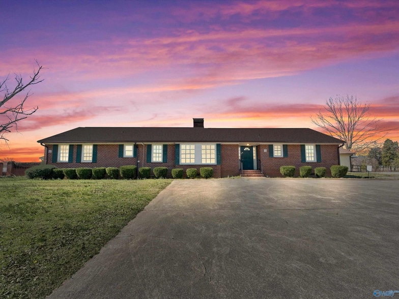 3621 Winchester Rd, New Market, AL for sale - Building Photo - Image 1 of 10