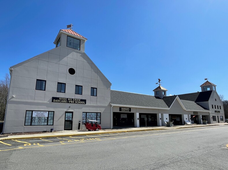 401-403 Main St, Salem, NH for lease - Building Photo - Image 1 of 8