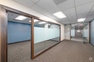 520 SW Yamhill St, Portland, OR for lease Interior Photo- Image 2 of 5