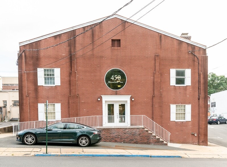 450 Bloomfield Ave, Verona, NJ for lease - Building Photo - Image 2 of 8