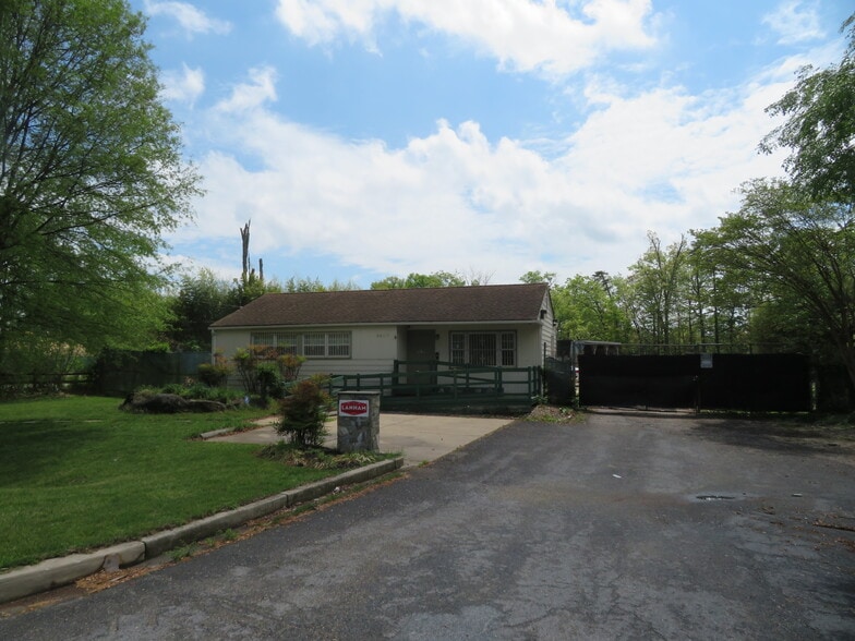 9607 Annapolis Rd, Lanham, MD for lease - Primary Photo - Image 1 of 28