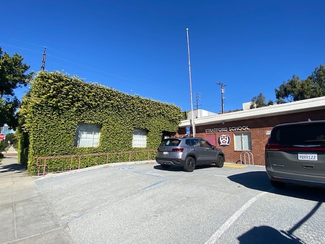 2000 Stoner Ave, Los Angeles, CA for lease Interior Photo- Image 1 of 9