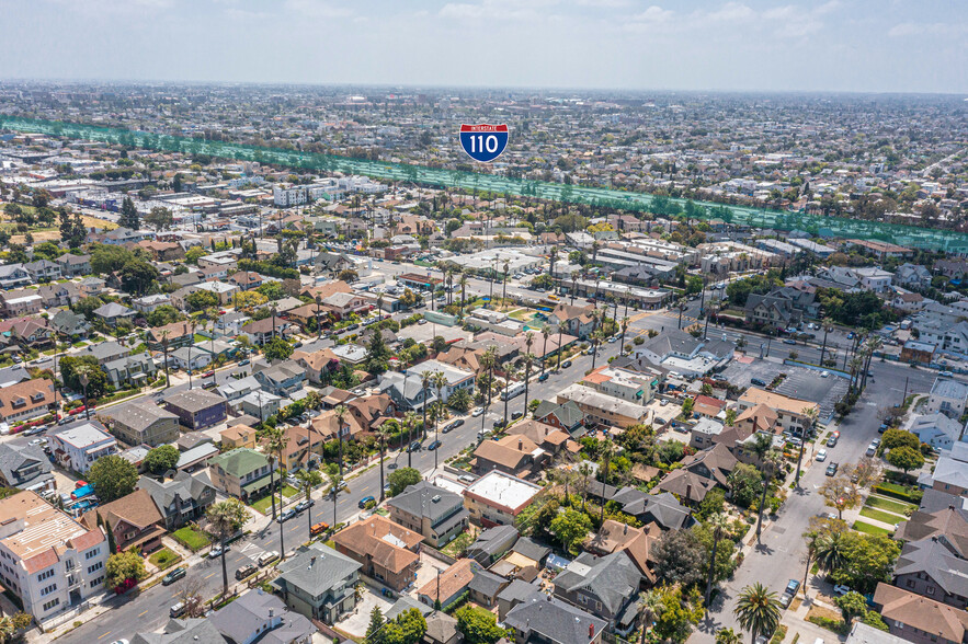 1745 S Harvard Blvd, Los Angeles, CA for sale - Building Photo - Image 3 of 32